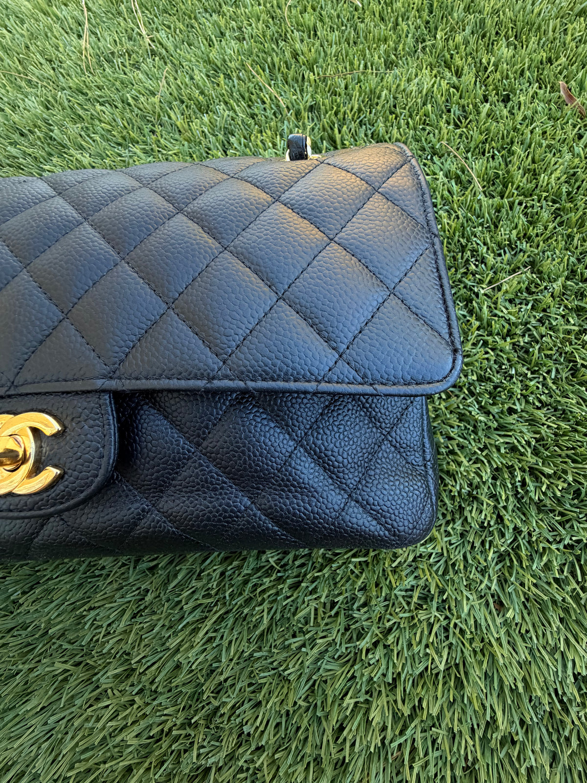 Chanel classic double flap medium