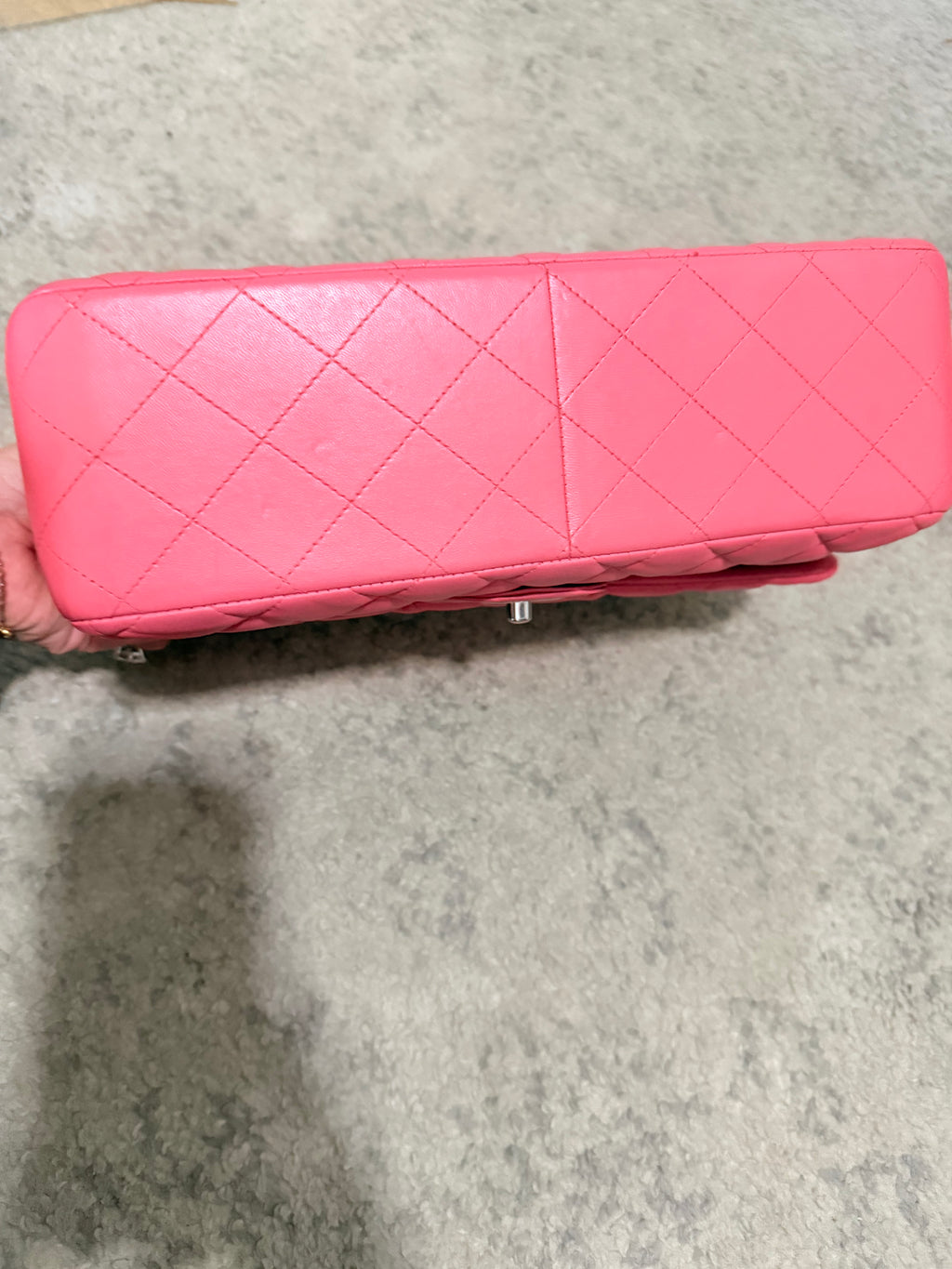 Chanel lamsbkin classic double flap