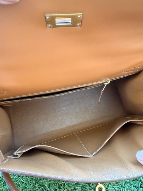 Hermes kelly 32 box