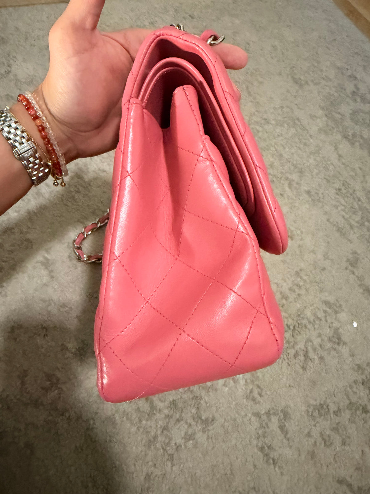 Chanel lamsbkin classic double flap