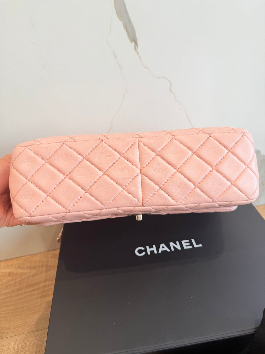 Chanel classic flap jumbo