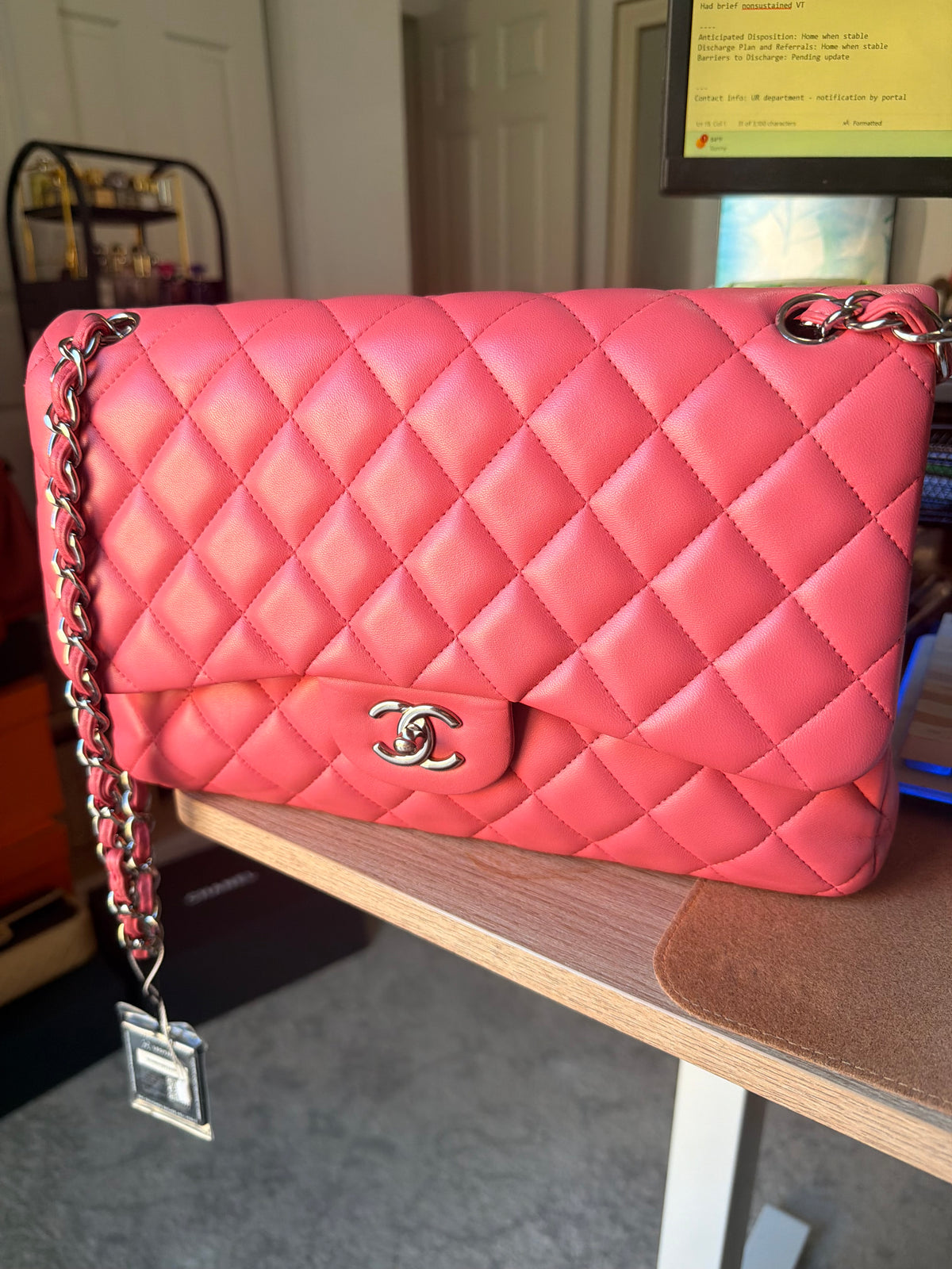 Chanel lamsbkin classic double flap