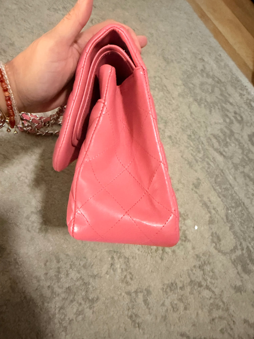 Chanel lamsbkin classic double flap